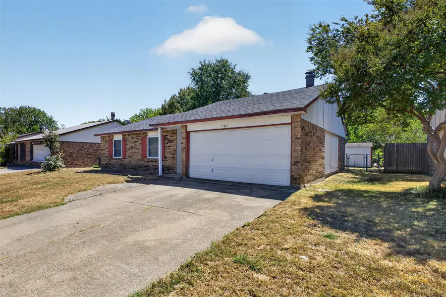 1305 Clark Trail, Grand Prairie, TX 75052 - #2