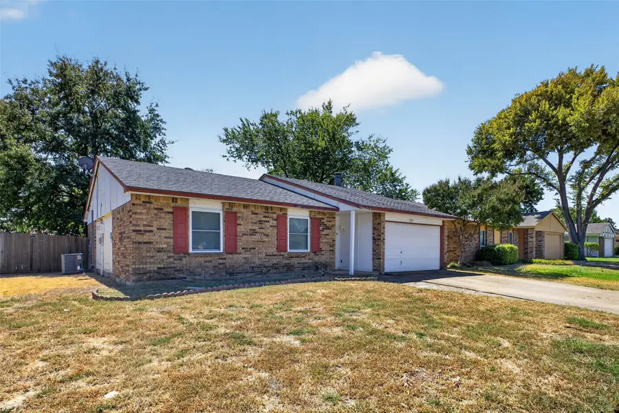 1305 Clark Trail, Grand Prairie, TX 75052 - #3