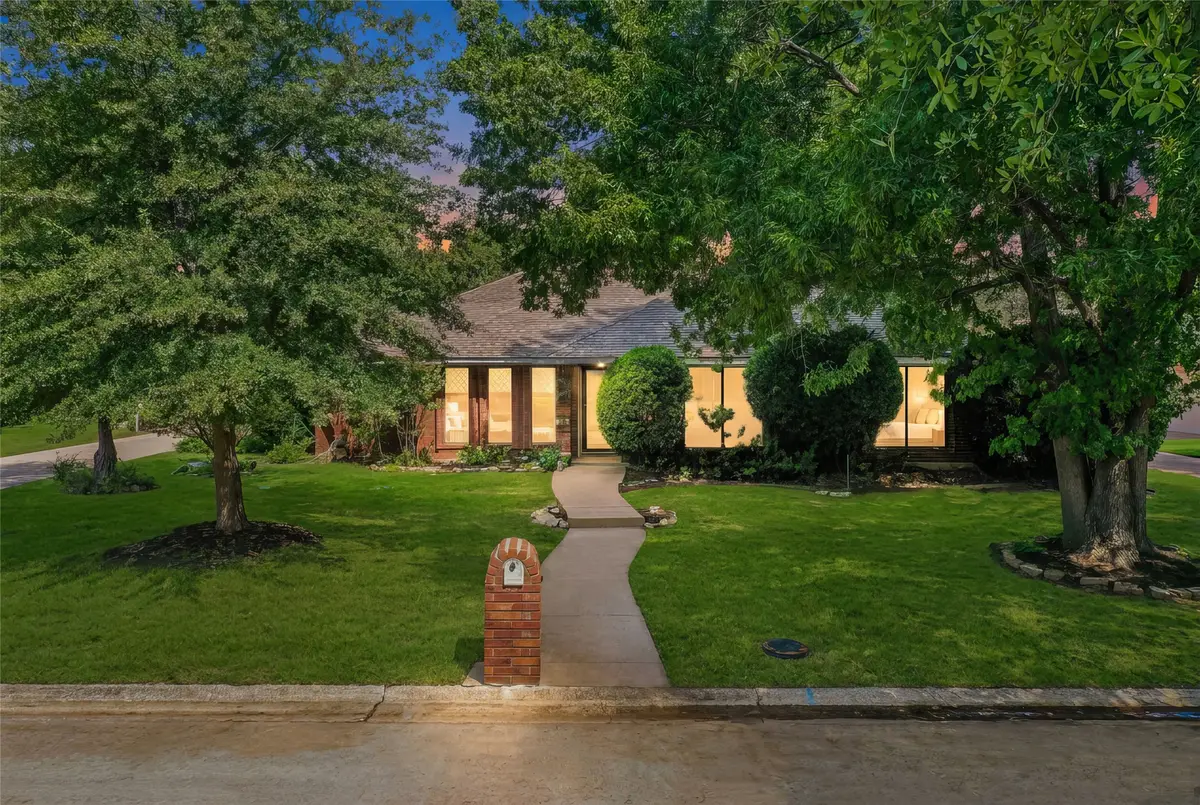 229 Turpin Drive, Highland Village, TX 75077 - #1
