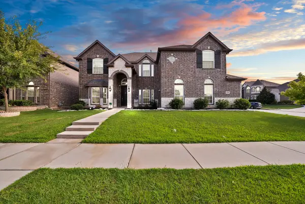 5100 Windstone Drive, Fort Worth, TX 76244