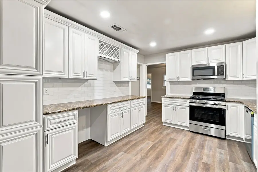 6044 Walnut Drive, Fort Worth, TX 76114 - #3