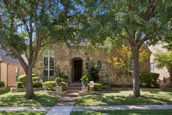 915 Wyndham Way, Allen, TX 75013