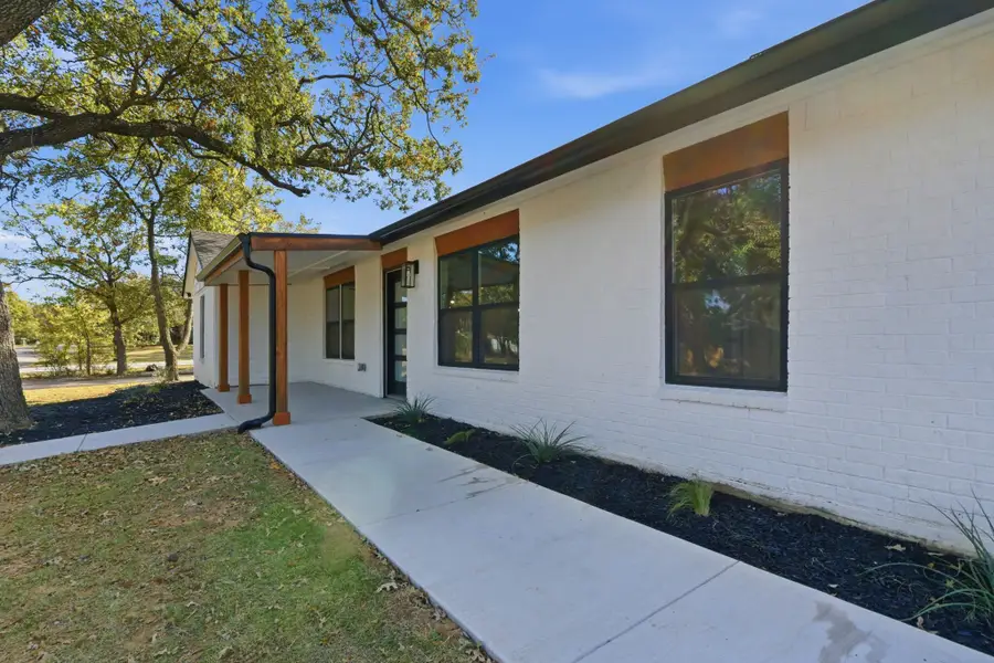 205 Lacewell Street, Jacksboro, TX 76458 - #3