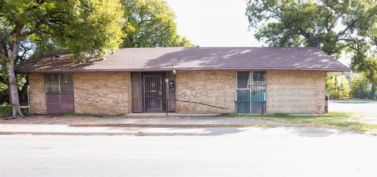 3530 Puget St, Dallas, TX 75212 - #1