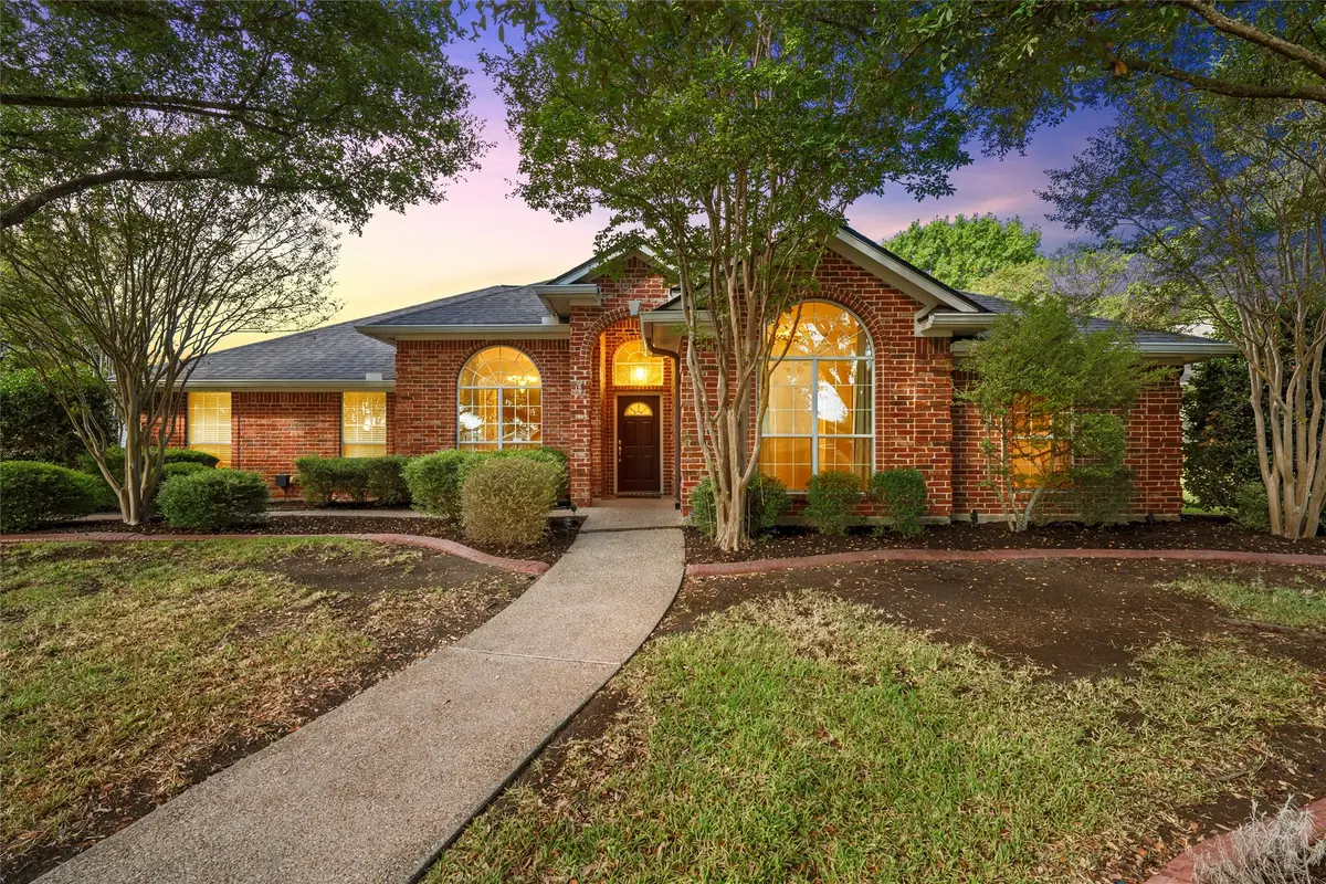 1223 Oakmanor Circle, Hewitt, TX 76643 - #1