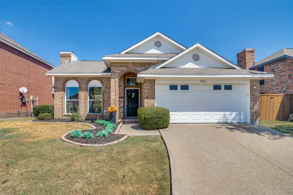 1562 Shalfont Lane, Garland, TX 75040