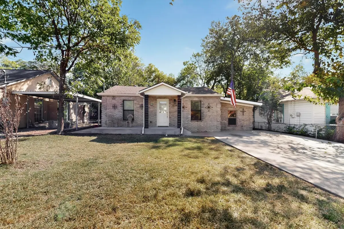 4214 Falls Drive, Dallas, TX 75211 - #1