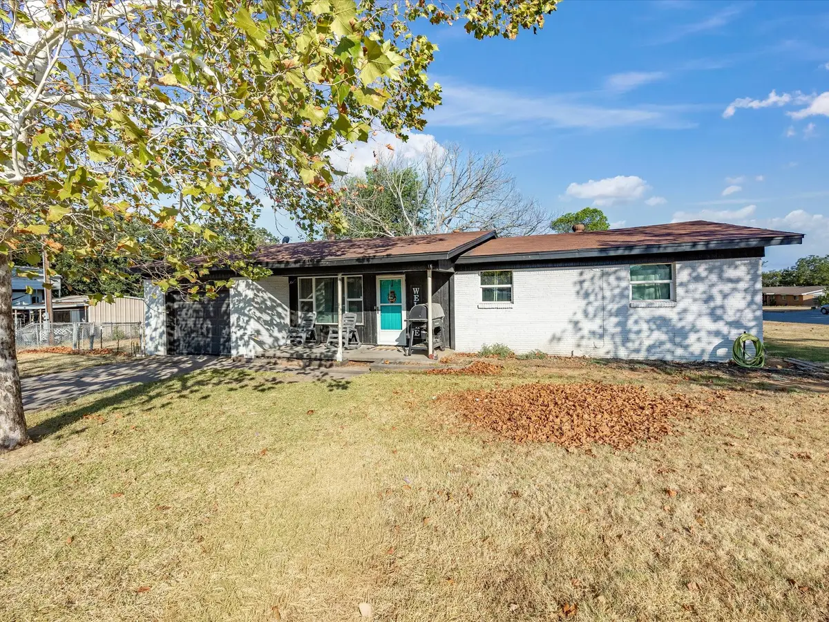 1306 Hulme Street, Bowie, TX 76230 - #1
