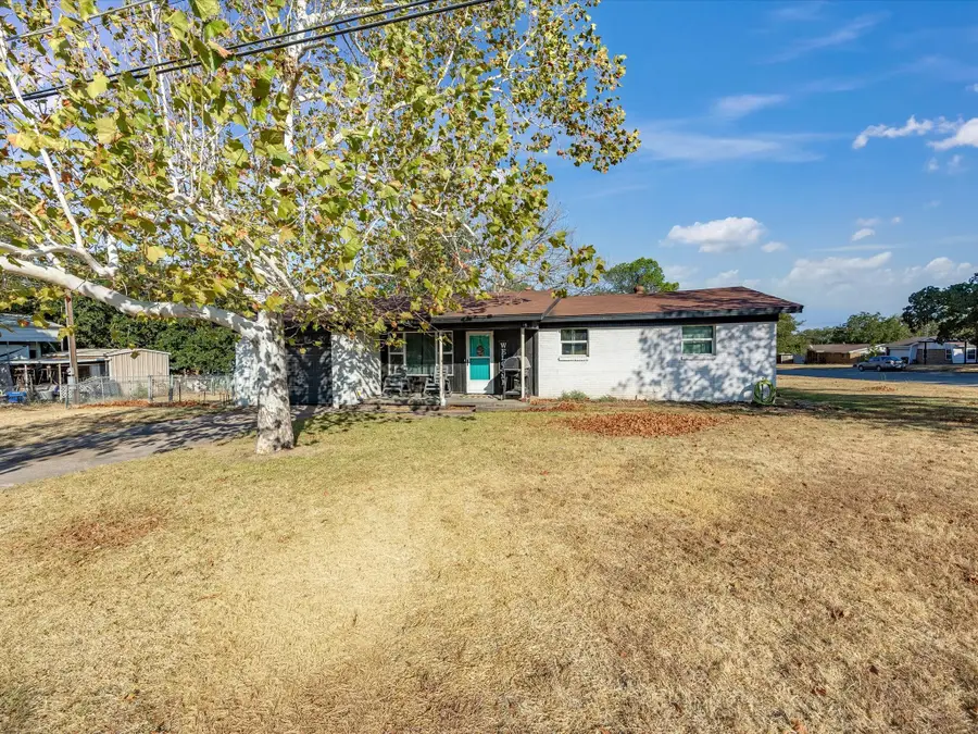 1306 Hulme Street, Bowie, TX 76230 - #2