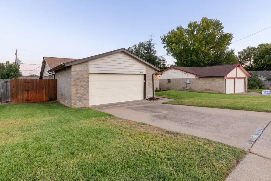 3610 Palomino Drive, Arlington, TX 76017 - #3