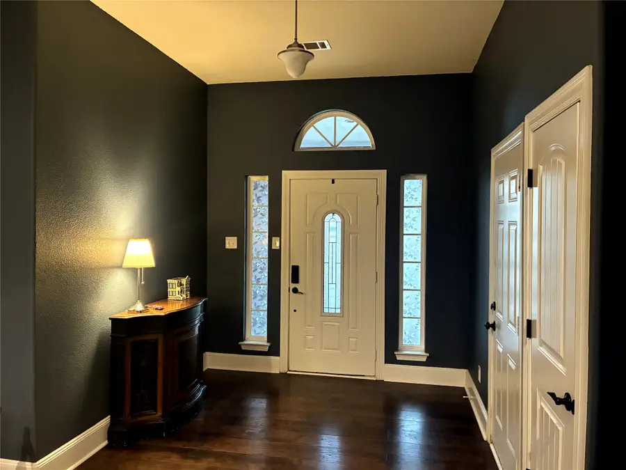 4009 Wagon Wheel Drive, Sanger, TX 76266 - #3