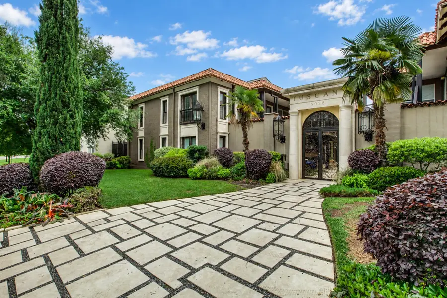 5934 Sandhurst Lane #208, Dallas, TX 75206 - #2