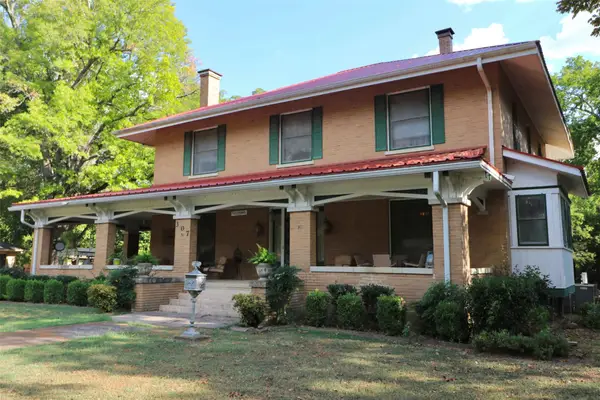 307 Honey Grove St, Roxton, TX 75477