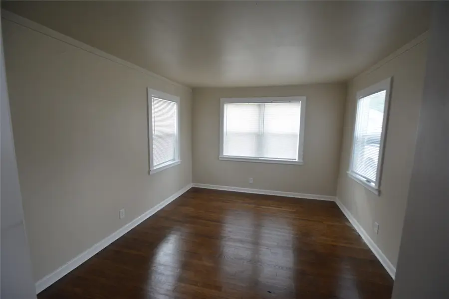 5309 Stanley Avenue, Fort Worth, TX 76115 - #2