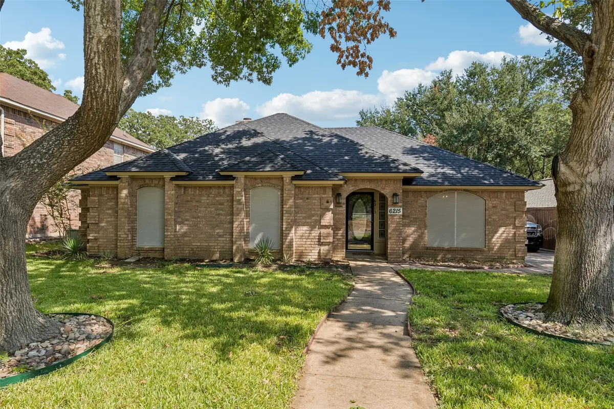 6215 Sandybrook Drive, Arlington, TX 76001 - #1