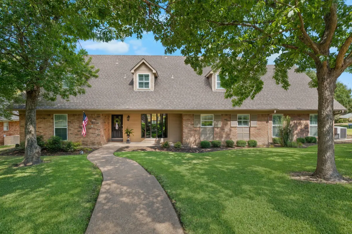 10026 Forest View Drive, Woodway, TX 76712 - #1