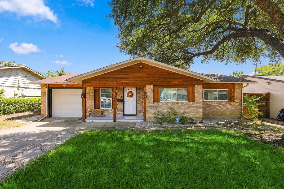 3214 Parker Street, Irving, TX 75062 - #1