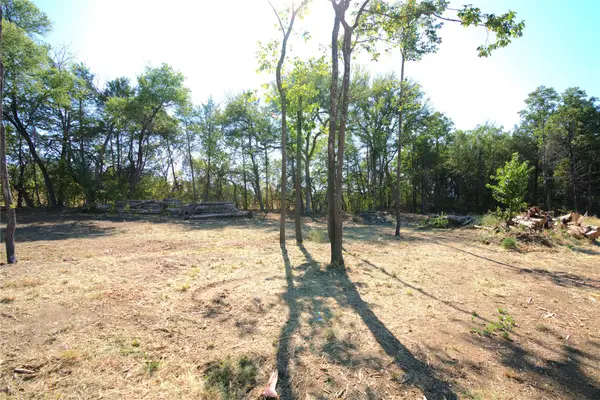 43 County Road 42351, Paris, TX 75462