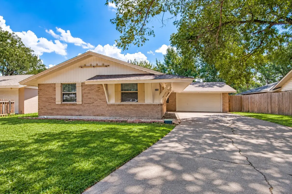 2218 Royal Oaks Drive, Irving, TX 75060 - #1