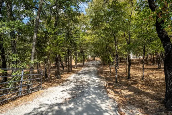 4117 Matthew Drive, Cleburne, TX 76031