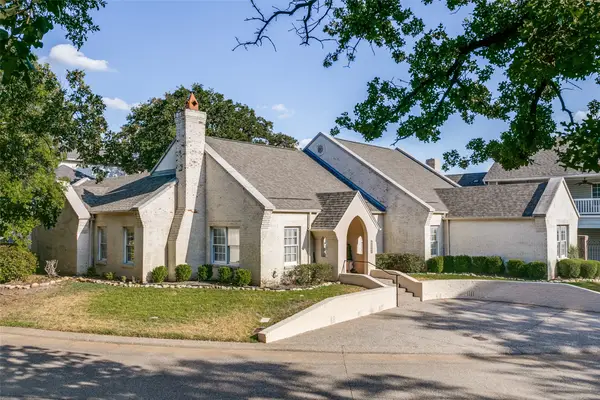 1208 Kelpie Court, Fort Worth, TX 76111