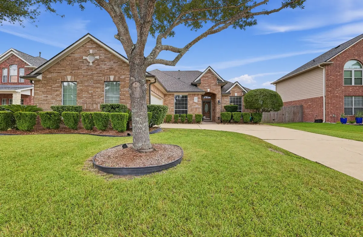 5812 Orchard Trail Drive, Pearland, TX 77581 - #1