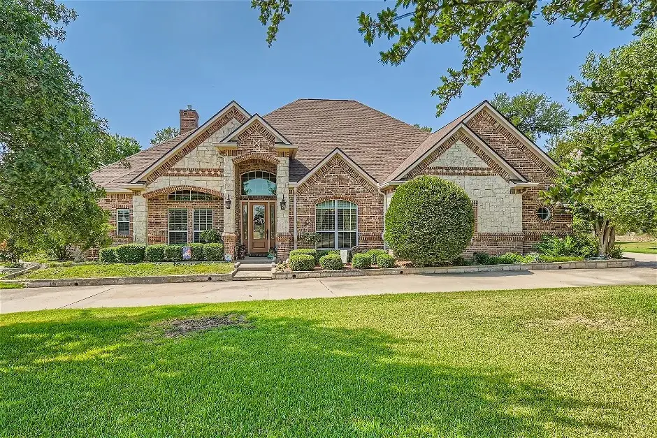 197 Park Place Circle, Cresson, TX 76035 - #1