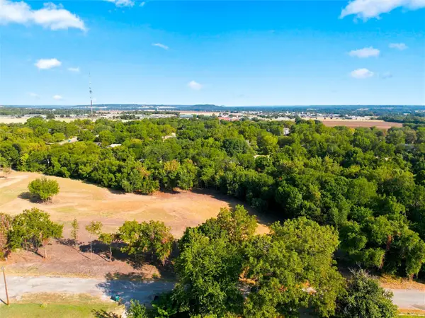 1401 Park Street, Clifton, TX 76634