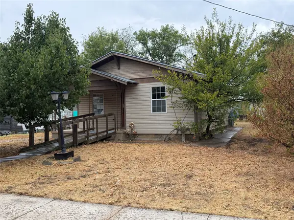 413 S Green Street, Eastland, TX 76448