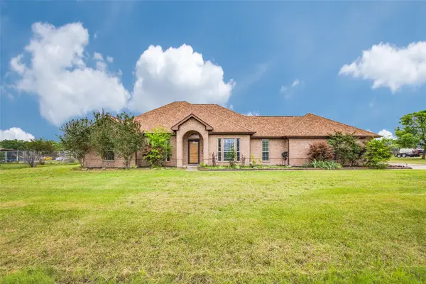 14090 Fox Chase Drive, Forney, TX 75126