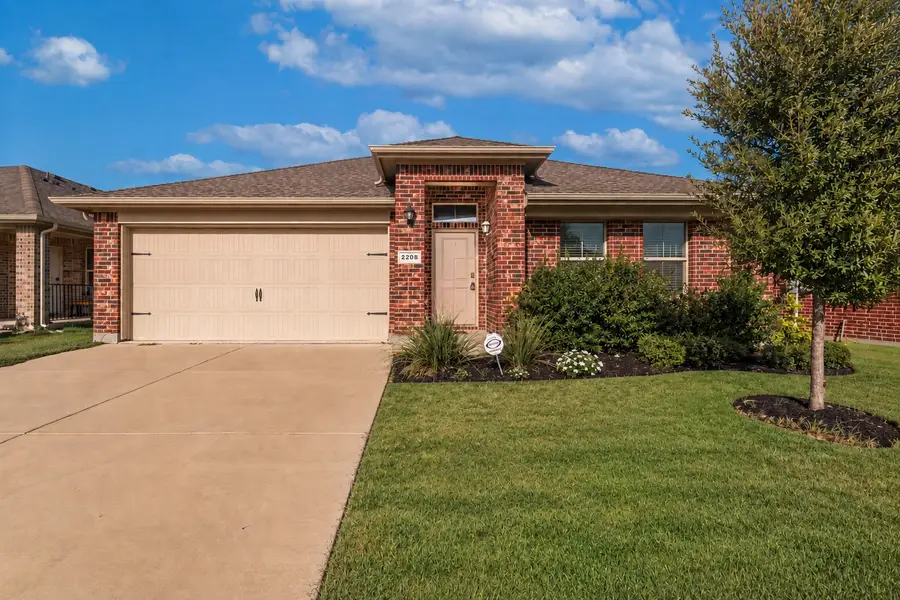 2208 Sadlers Creek Lane, Fort Worth, TX 76108 - #2