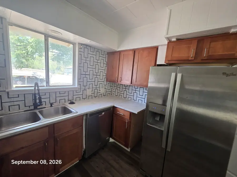 2001 Washington Street, Commerce, TX 75428 - #3