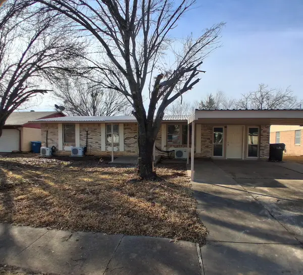 516 Forrest Lane, Denison, TX 75021