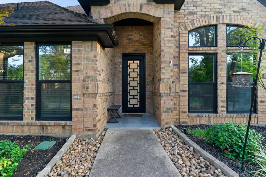 501 Green Meadow Street N, Colleyville, TX 76034 - #3