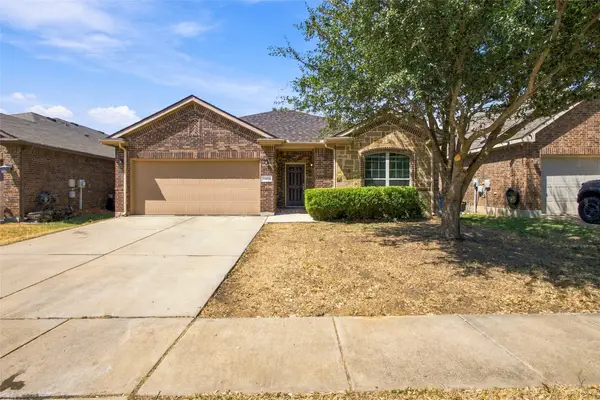 11808 Anna Grace Drive, Fort Worth, TX 76028