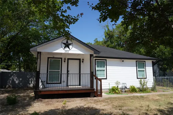 2313 N Riverside Drive, Fort Worth, TX 76111