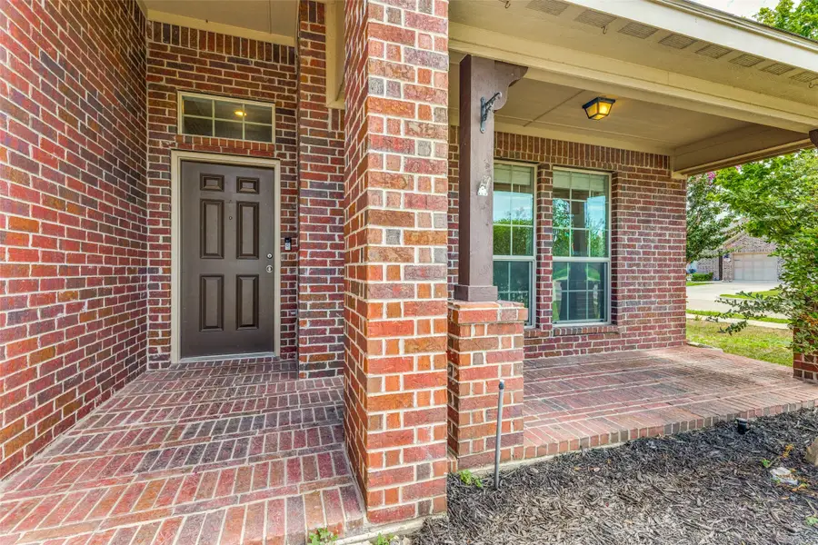 417 Brookhollow Lane, Saginaw, TX 76131 - #3