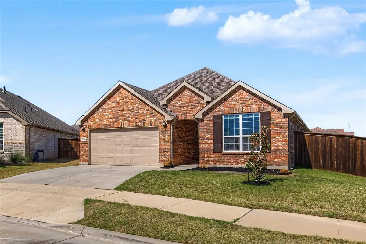 5949 Silverhollow Drive, Fort Worth, TX 76137 - #1