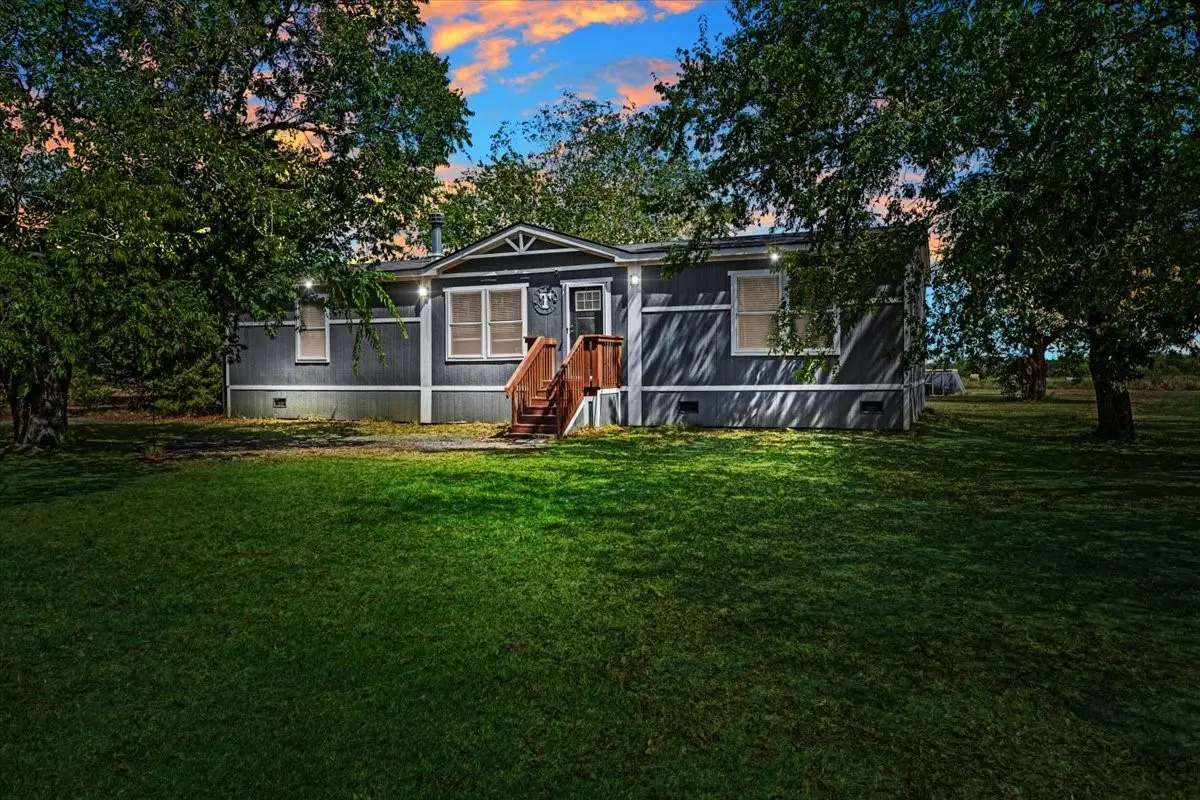 4251 County Road 4413, Commerce, TX 75428 - #1