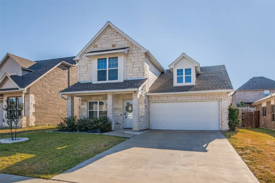105 Mitchell Circle, Terrell, TX 75160 - #2