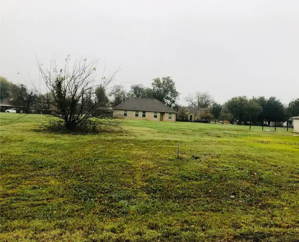 502 Bois D Arc Street, Honey Grove, TX 75446