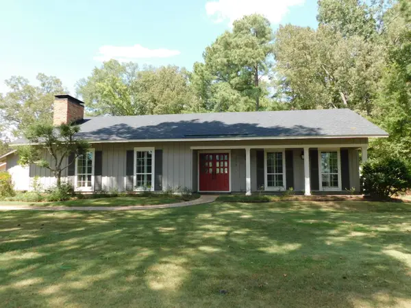 1014 Janice Drive, Springhill, LA 71075