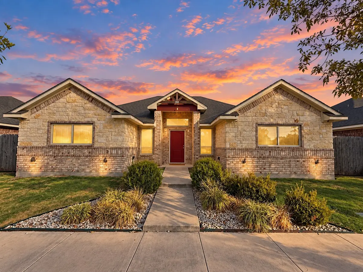208 Church Avenue, Waco, TX 76706 - #1