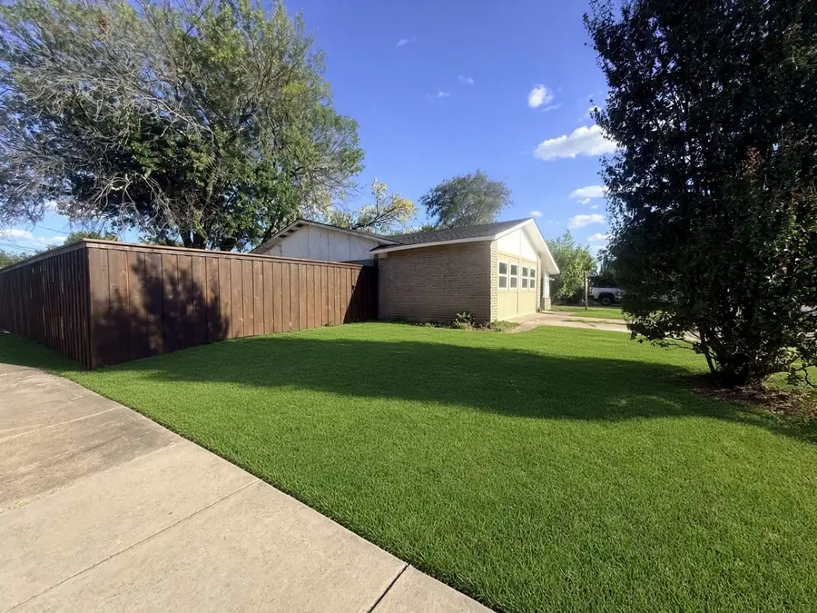 10870 Cassandra Way, Dallas, TX 75228 - #2