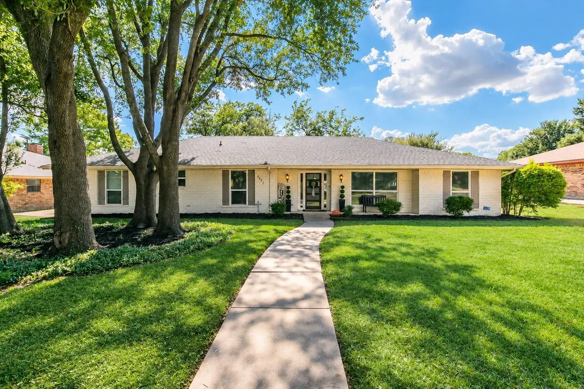 4441 Cartagena Drive, Fort Worth, TX 76133 - #1