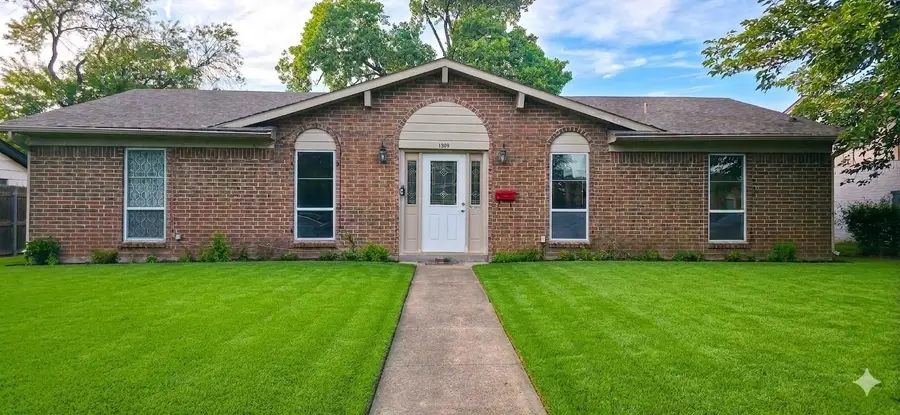 1509 Travis Street, Garland, TX 75042 - #2
