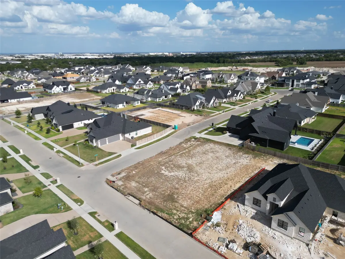 13073 Rainier Drive, Woodway, TX 76712 - #1
