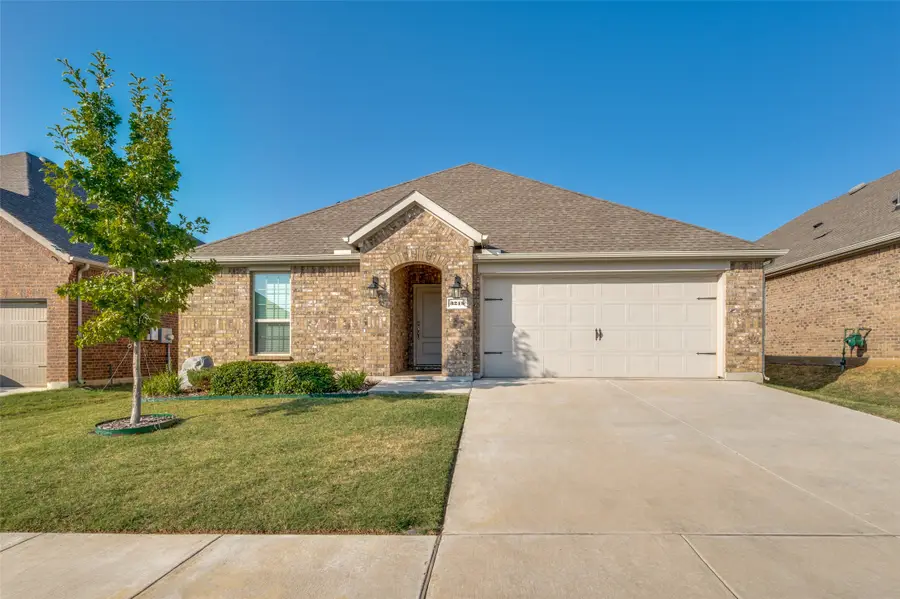 3215 Texas Trail, Aubrey, TX 76227 - #2