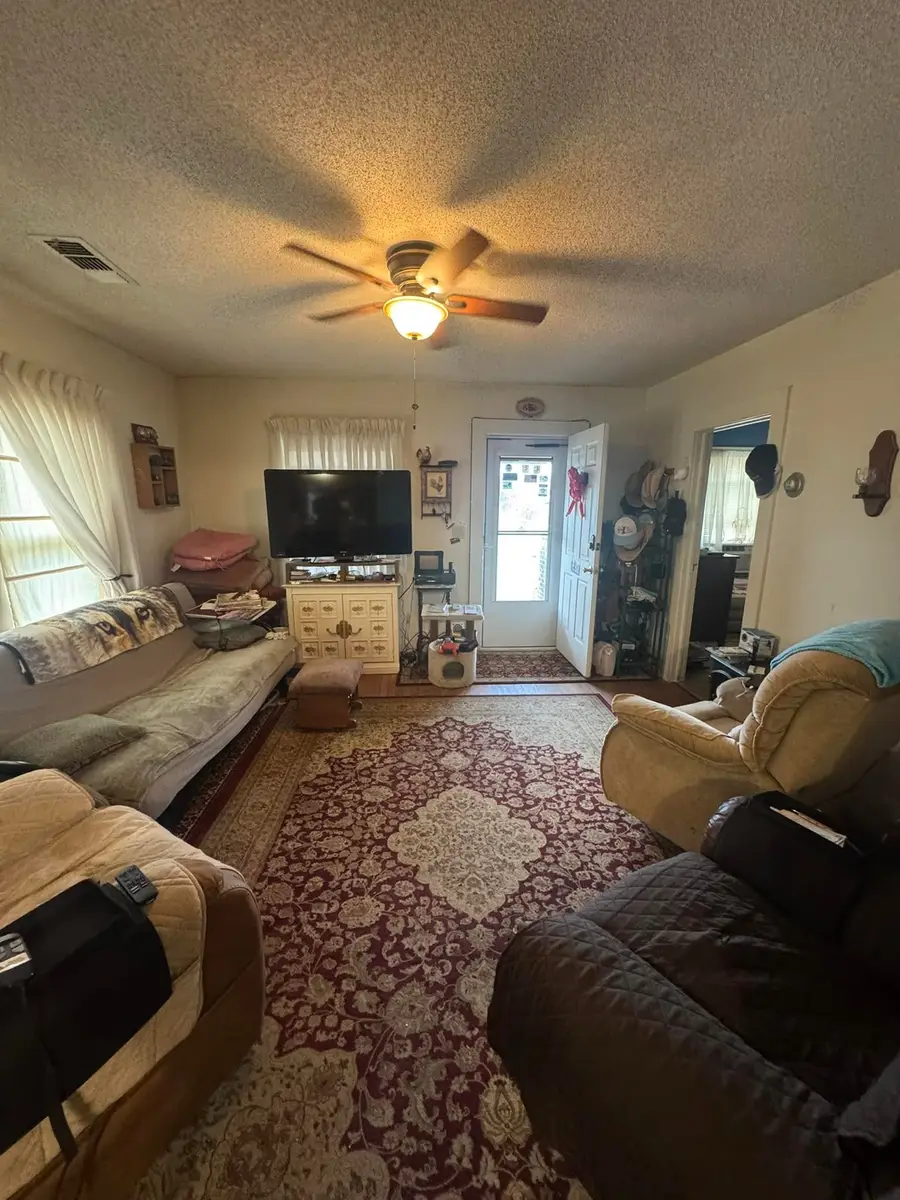 182 Scott, Quanah, TX 79252 - #2