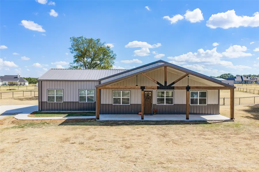 1123 Paradise Parkway, Poolville, TX 76487 - #2